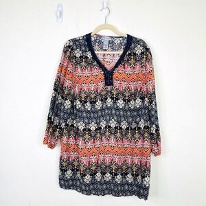 Catherines Womens Plus Size 1X Top‎ Geometric Artsy Crochet Button V Neck Shirt